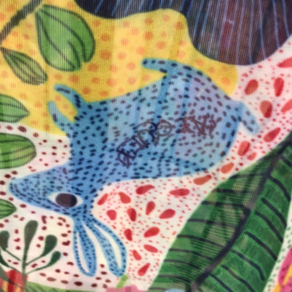 IAY Guey Blouse - Picture 5 of 6